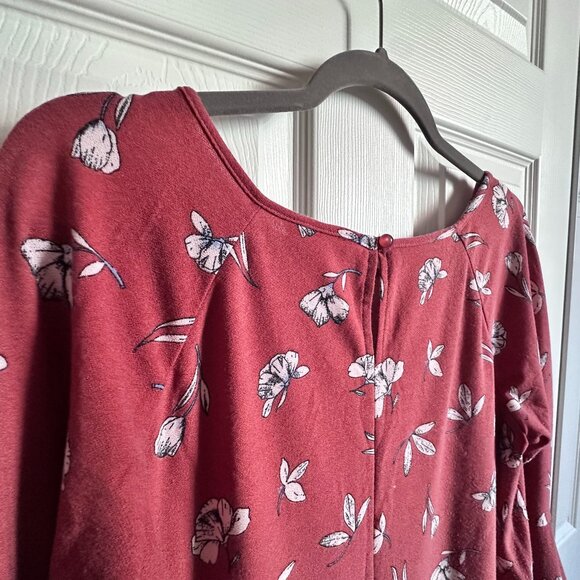 Dark Pink Floral Lauren Conrad Large Bell Sleeve Top, High Low Hem, Keyhole Back - Picture 9 of 12